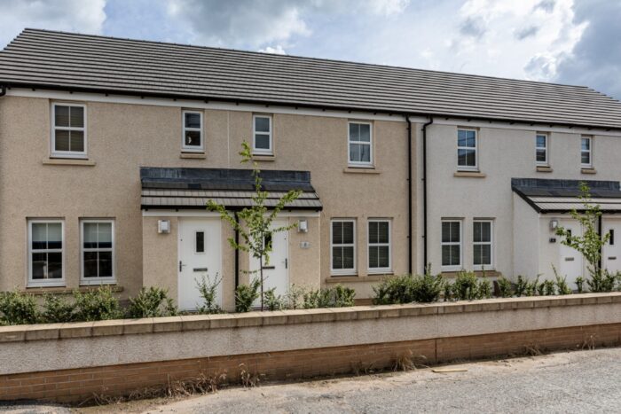 6 Knoll Park Place