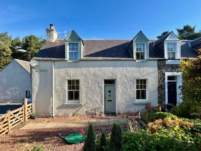 16 Cotland Place, Stow