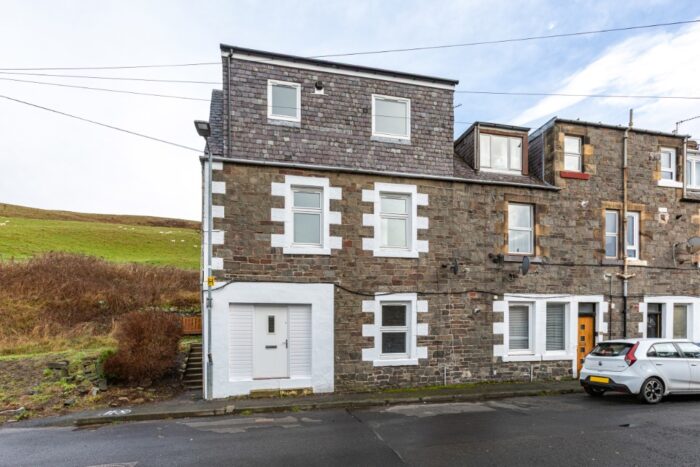 120 Glendinning Terrace